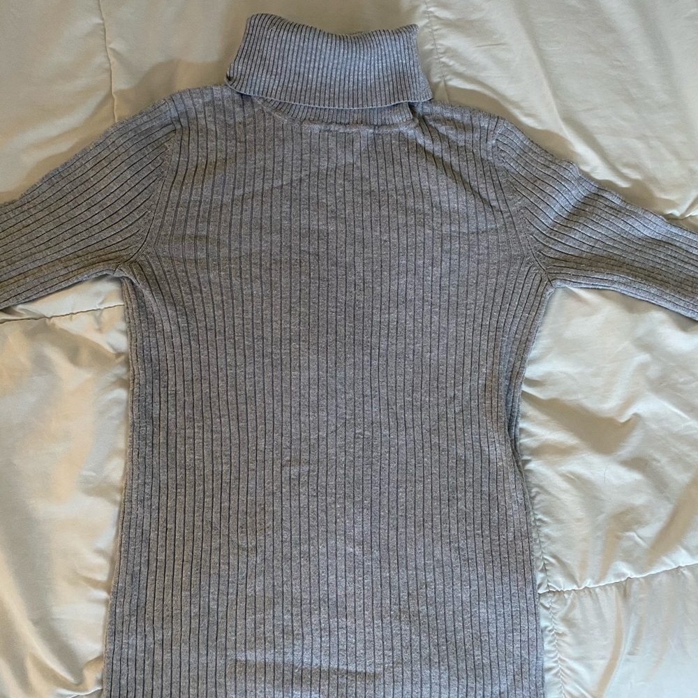 Gray Ribbed Turtleneck - Picture 2 of 4